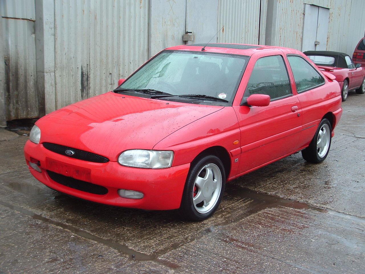 Breaking Escort MK6 RS2000 Radiant Red Parts For Sale