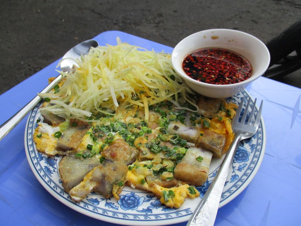 Bột chiên khoai môn vỉa hè 44 Phan Chu Trinh kính mời quý khách.