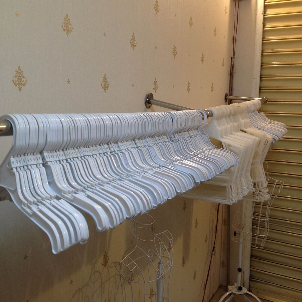 Thanh lý Manocanh sắt trẻ em, sào đồ inox cho shop quần áo tại Bình Thạnh, HCM - 4