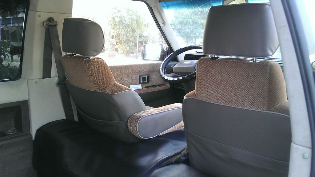 Toyota Van 1987, xe xuất Mỹ 2 Sundroof - 1