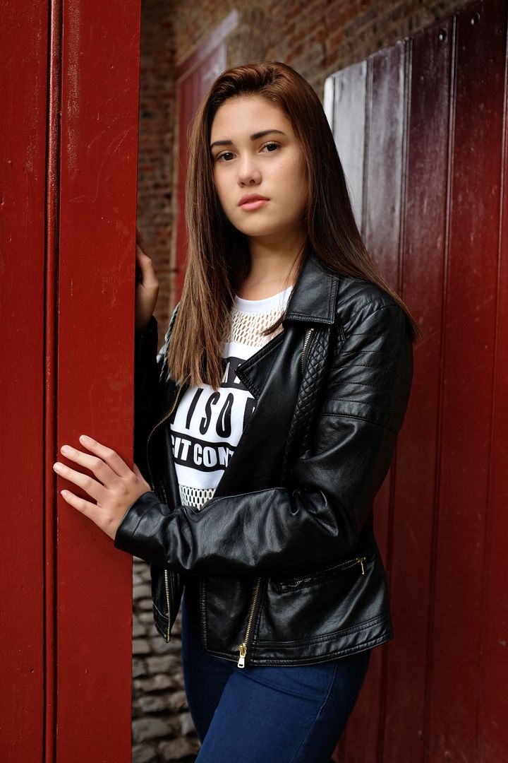 IMAGE: http://i1178.photobucket.com/albums/x372/samerr9/DSCF1065_zpsozymp8al.jpg