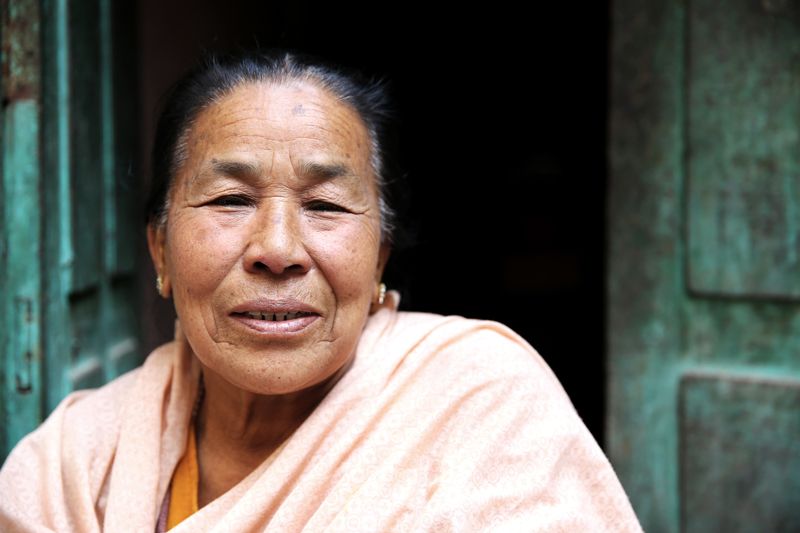 IMAGE: http://i1178.photobucket.com/albums/x372/samerr9/tamil5_zps735368fd.jpg