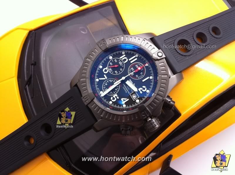 breitlingAvengerChronoblacksteel48mm-Hmaker11.jpg