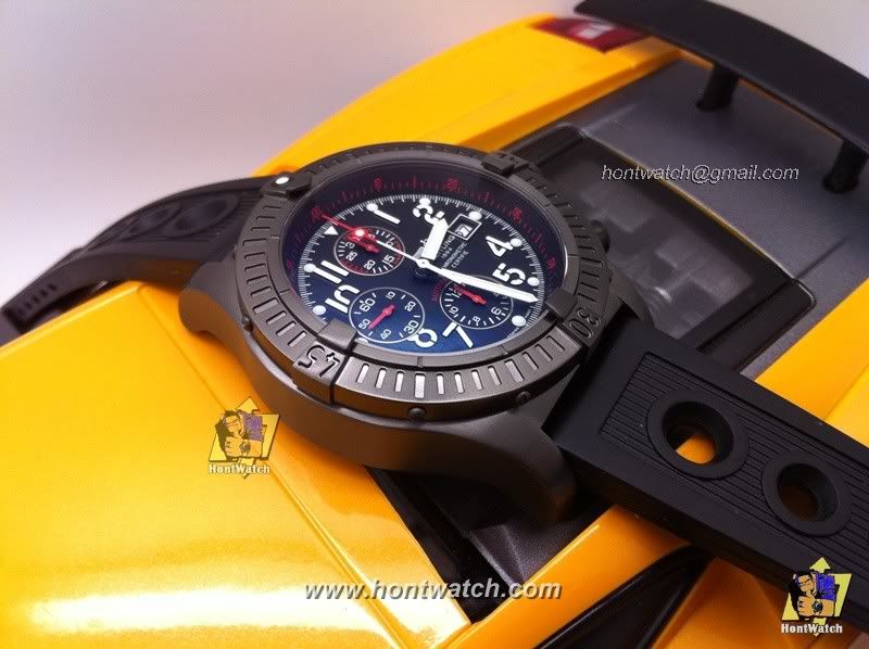 breitlingAvengerChronoblacksteel48mm-Hmaker6.jpg