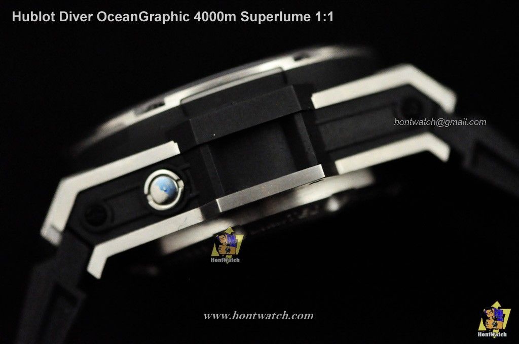 HublotDiverOceanGraphic4000msuperlume11-775010.jpg