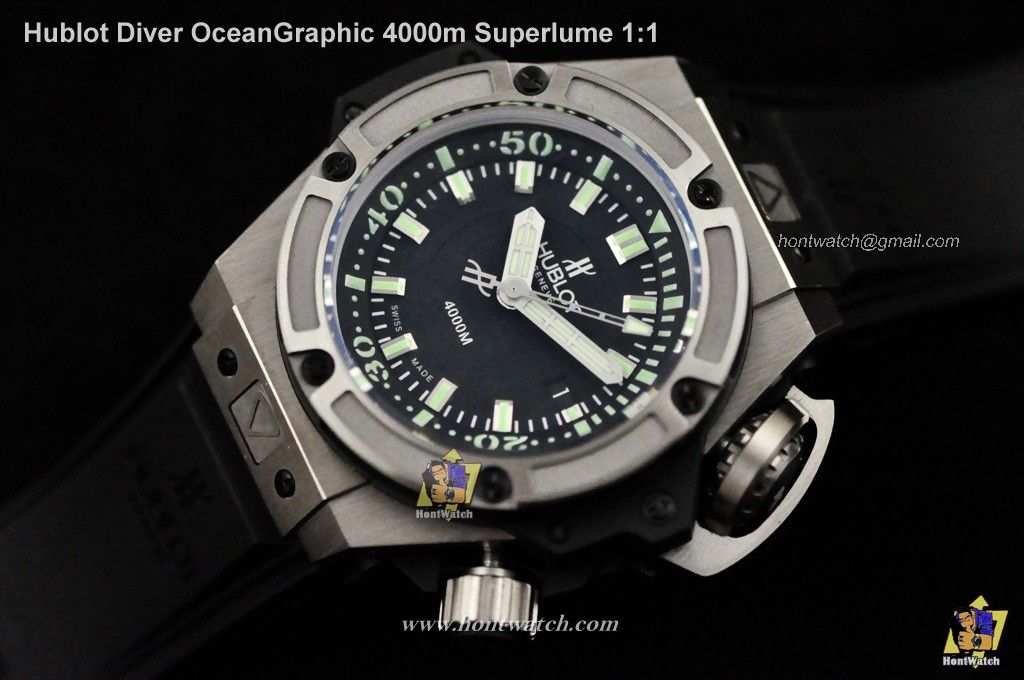 HublotDiverOceanGraphic4000msuperlume11-77502.jpg