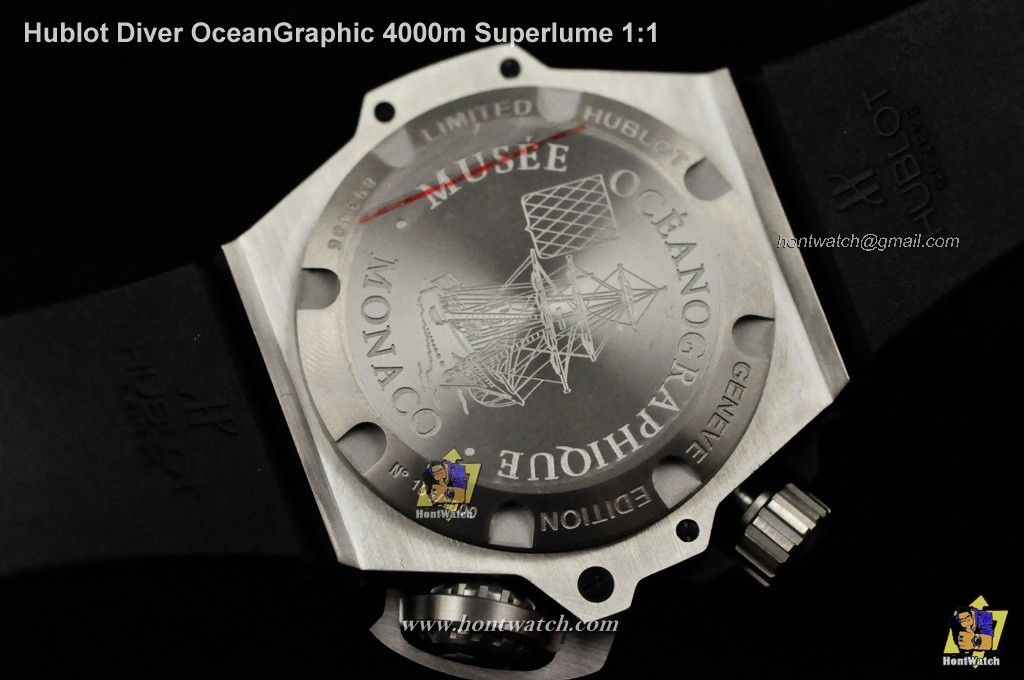 HublotDiverOceanGraphic4000msuperlume11-77503.jpg