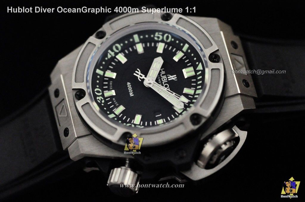 HublotDiverOceanGraphic4000msuperlume11-77505.jpg