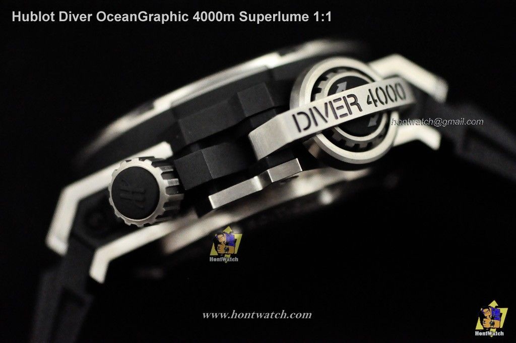 HublotDiverOceanGraphic4000msuperlume11-77509.jpg