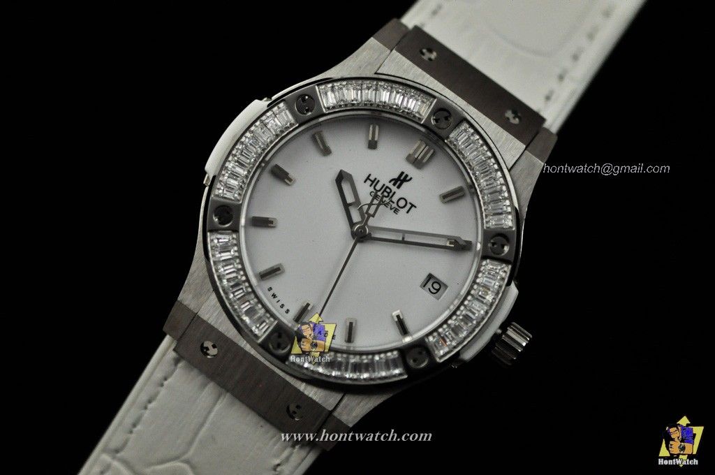 hublot-20120717-lady24.jpg