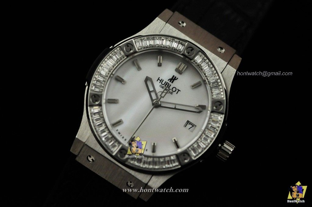 hublot-20120717-lady28.jpg