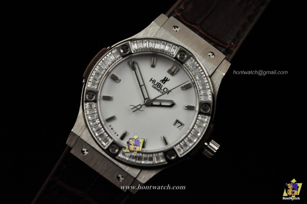 hublot-20120717-lady30.jpg