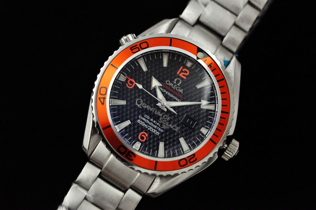 OMEGASeamasterPlanetOceanCollection45mm-7.jpg