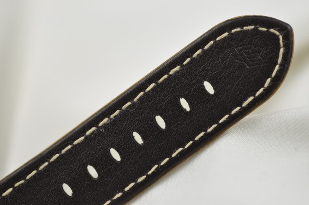 PANERAISPECIALASSOLUTAMENTESTRAP7.jpg