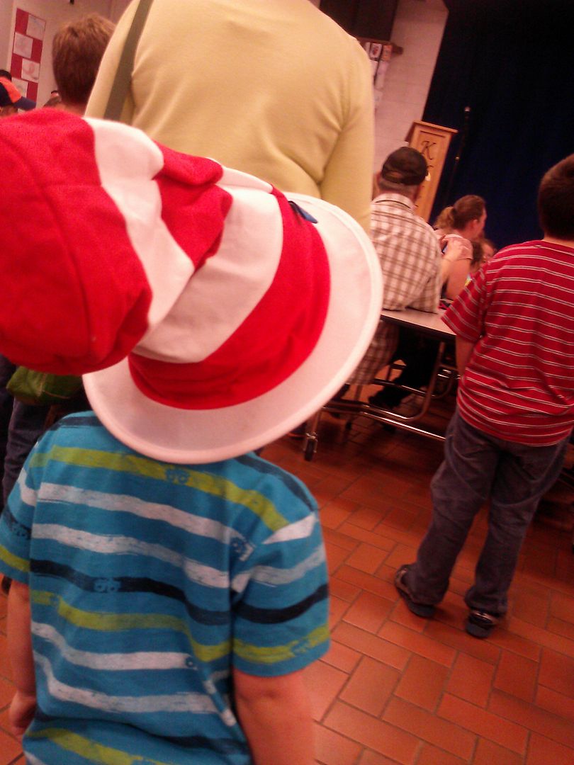 Dr.Seuss Costume photo CAM01472.jpg