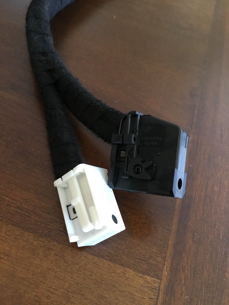For Sale Rear Aux Input (VIM) Cords Pontiac G8 Forum