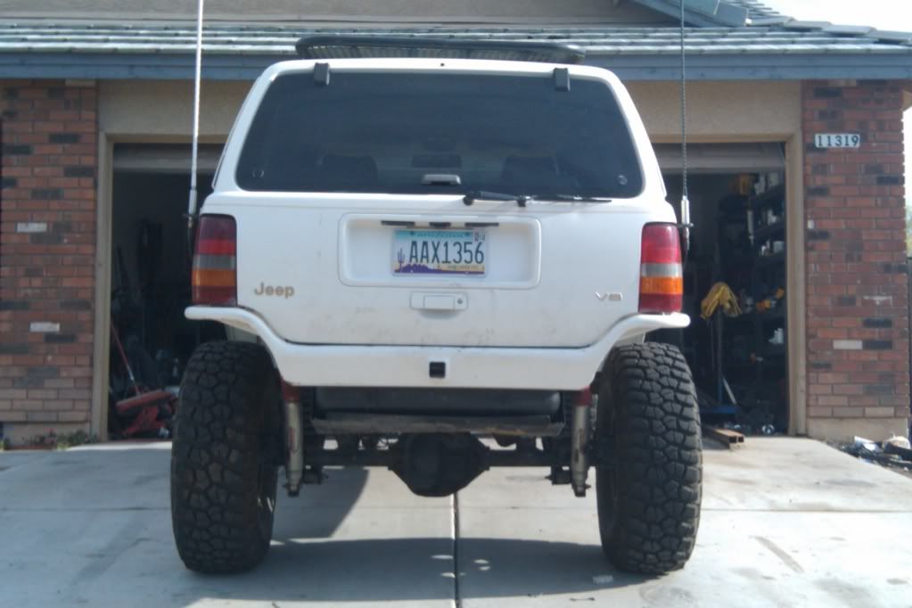 ZJ rear bumper and lower quarters cut North American Grand Cherokee