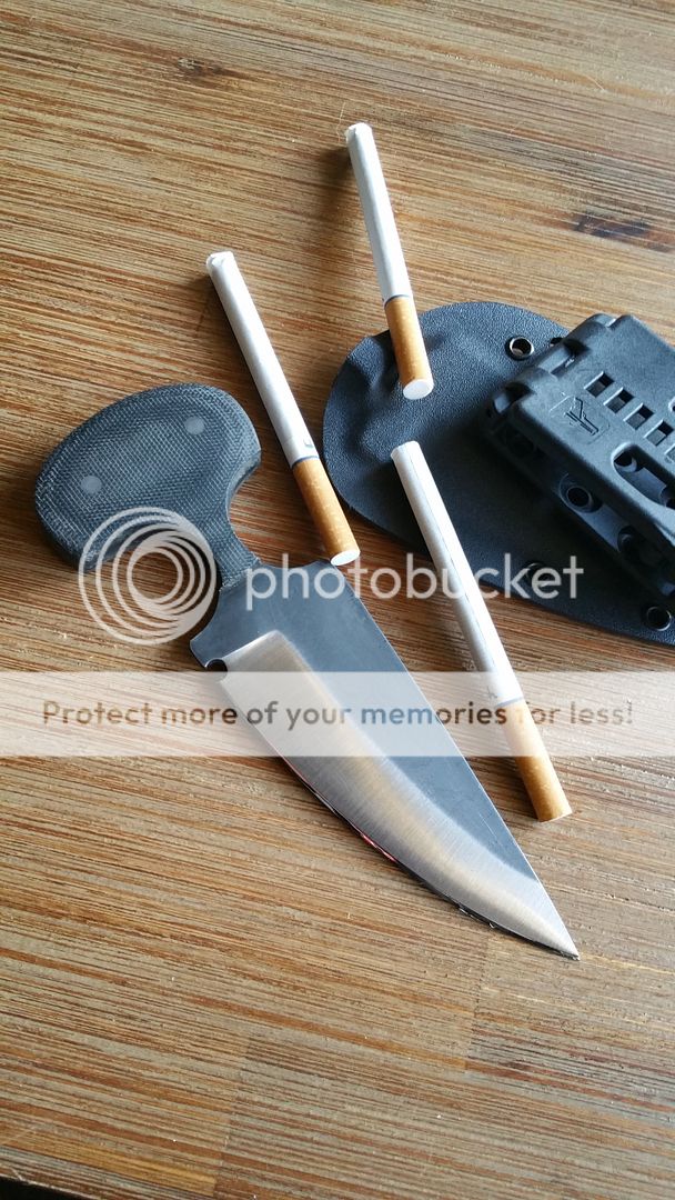 Offensive punch knife