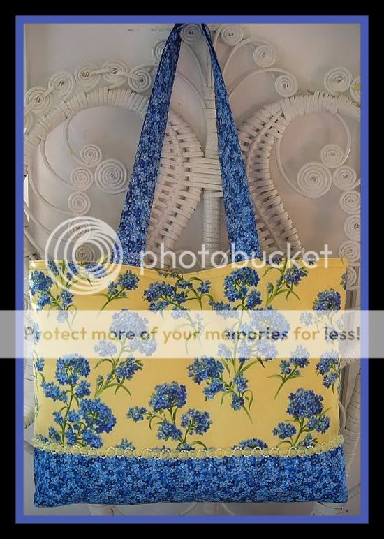 WILDFLOWERs FORGET ME NOT SPRING FLORAL PURSE SET + Matching cosmetic 